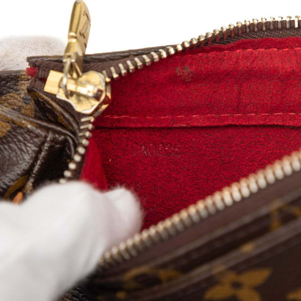 LOUIS VUITTON Authentic Brown Monogram Leather Shoulder Bag - Picture 6 of 6
